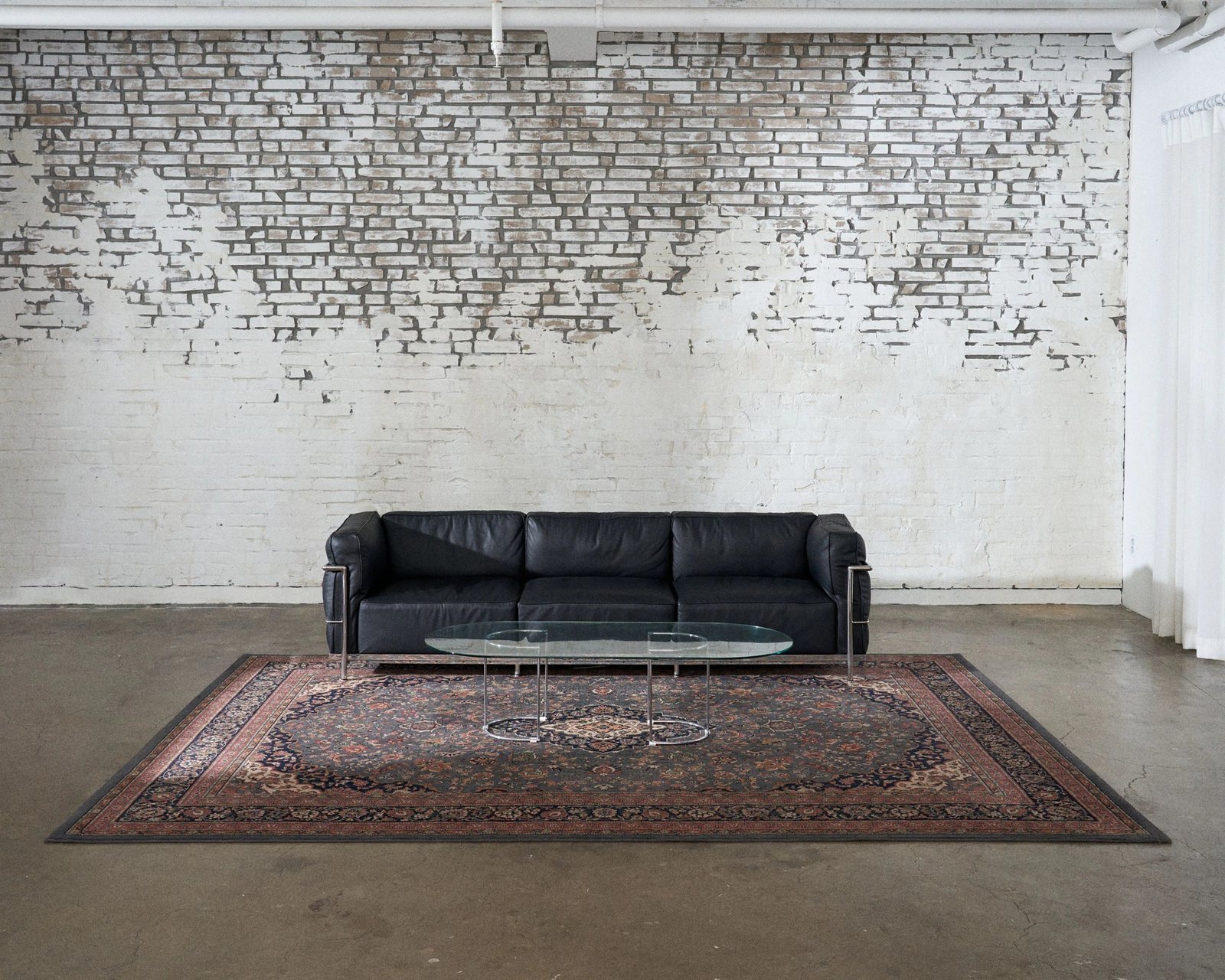 스튜디오바이닐 Main · Sofa
