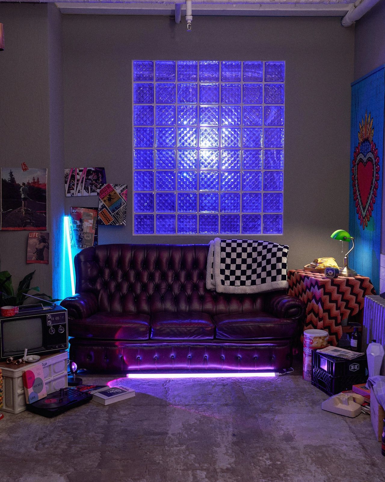 스튜디오바이닐 Neon room